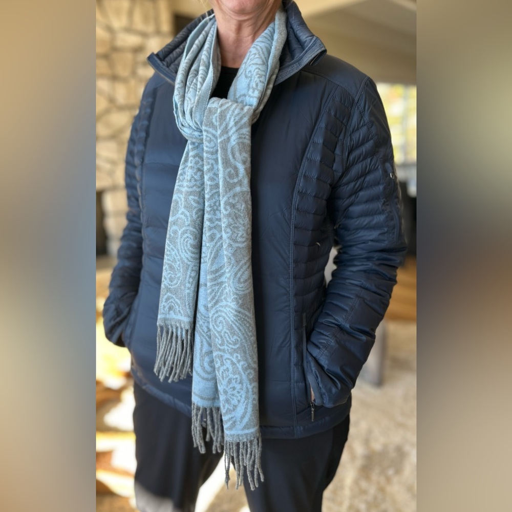 Woven Scarf; light blue and gray, rectangular with fringe.